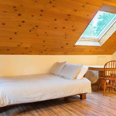 Bear Cave- Pet Friendly Suite In Shaver Lake Шейвер Лейк Экстерьер фото