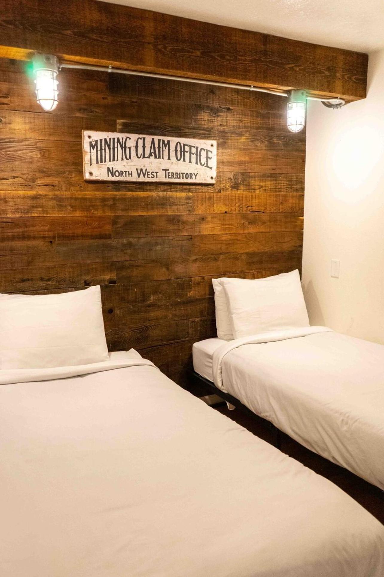 Bear Cave- Pet Friendly Suite In Shaver Lake Шейвер Лейк Экстерьер фото