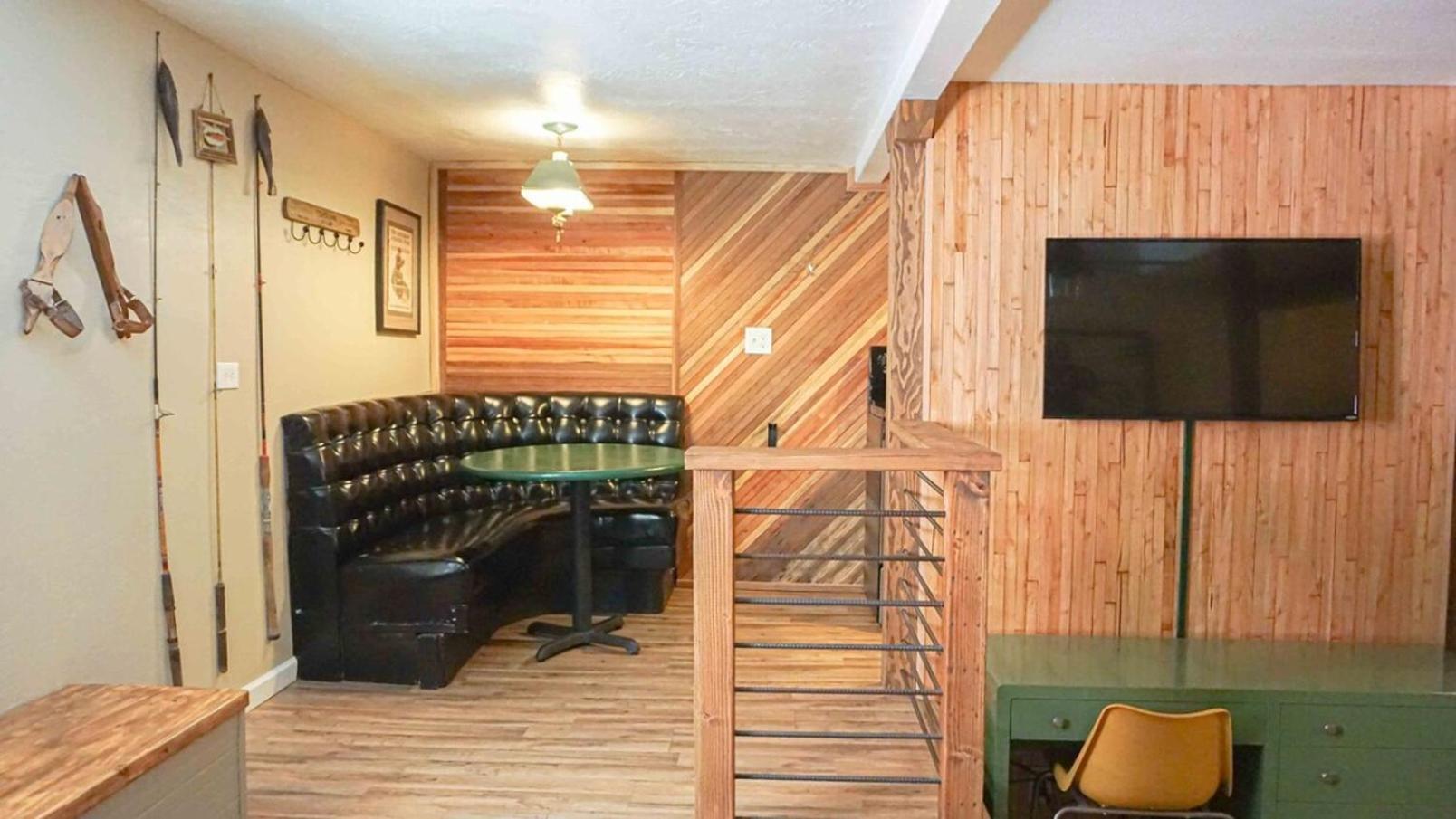 Bear Cave- Pet Friendly Suite In Shaver Lake Шейвер Лейк Экстерьер фото