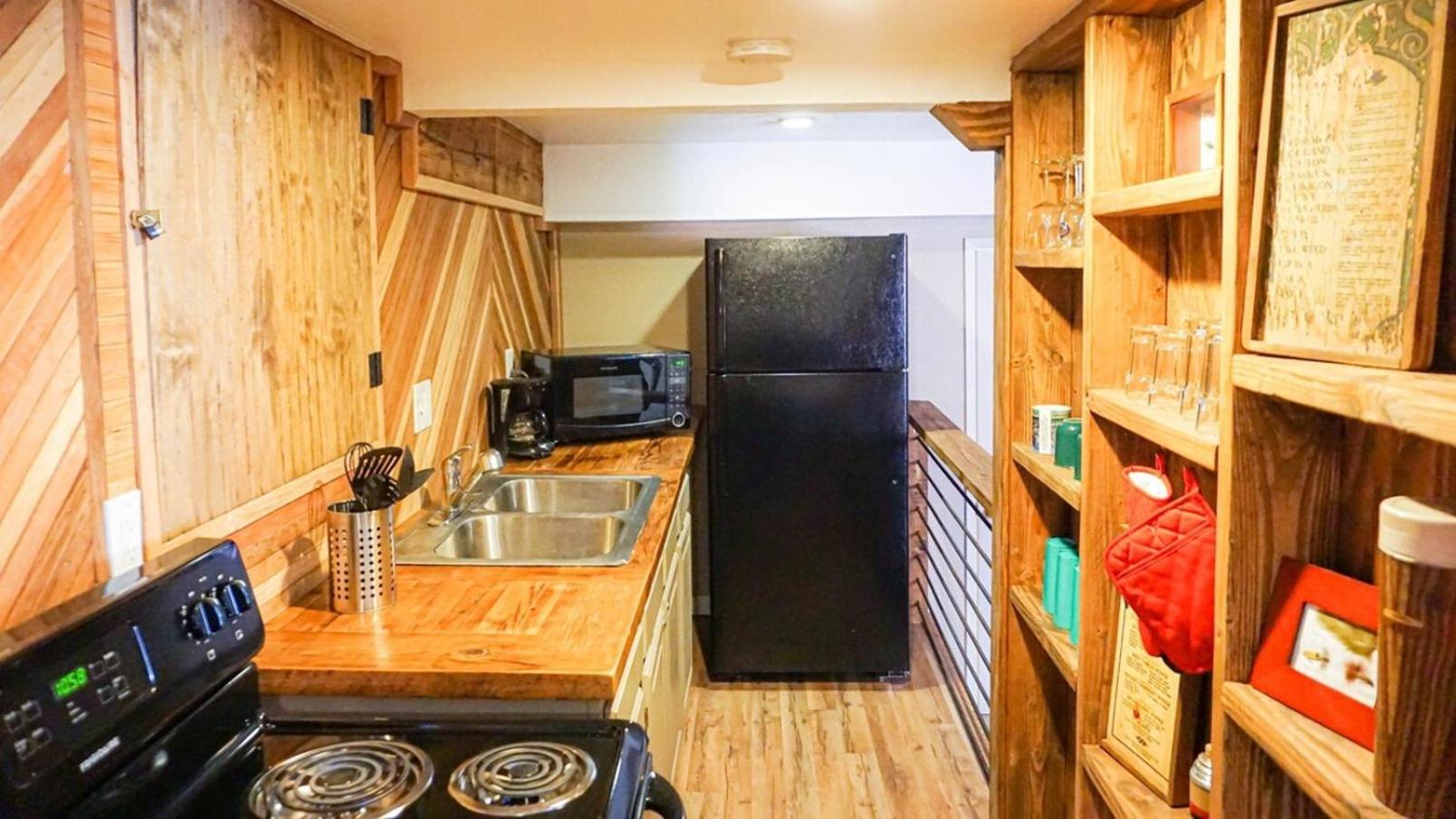 Bear Cave- Pet Friendly Suite In Shaver Lake Шейвер Лейк Экстерьер фото