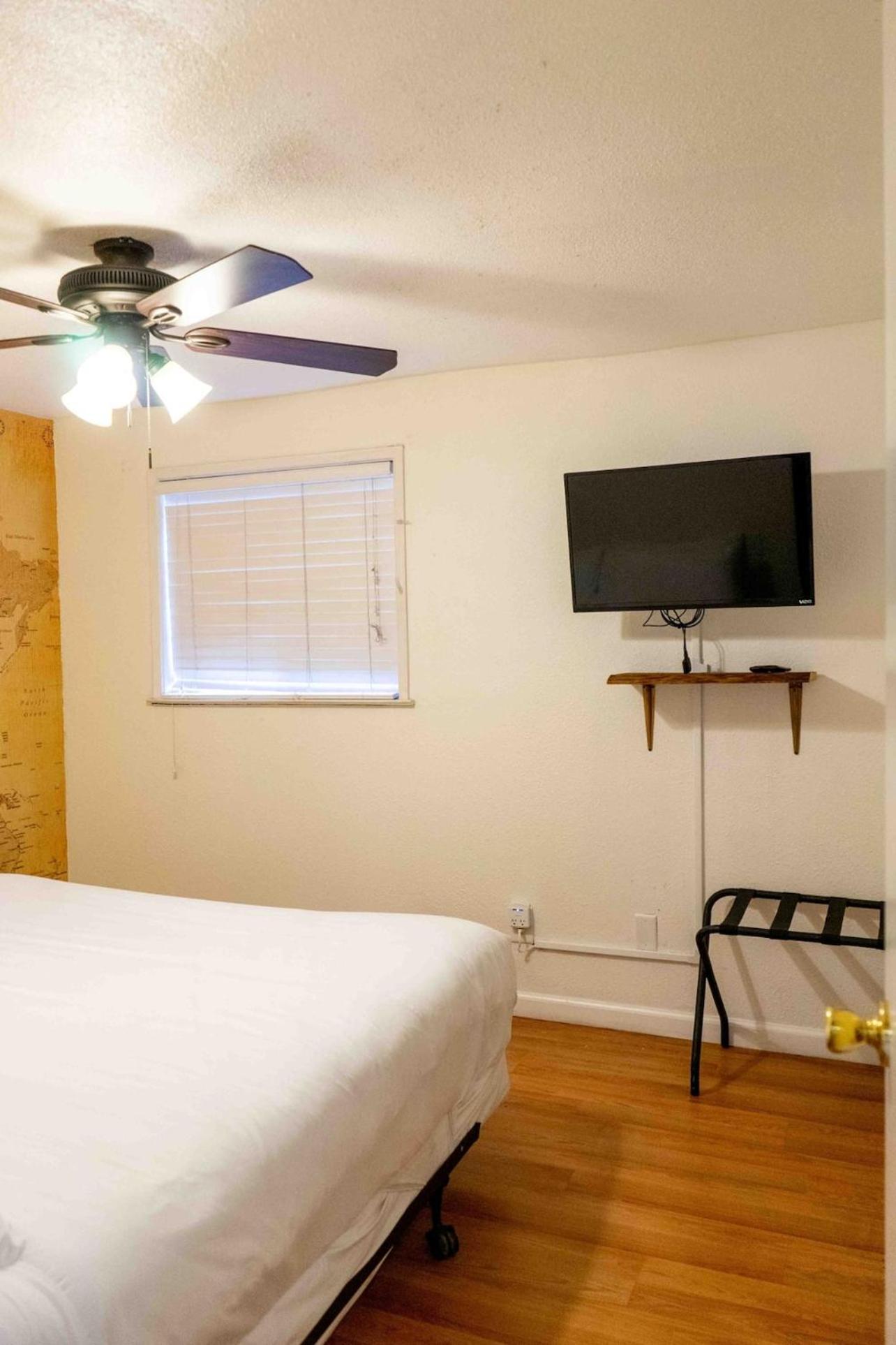 Bear Cave- Pet Friendly Suite In Shaver Lake Шейвер Лейк Экстерьер фото